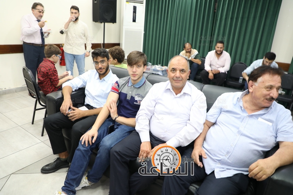 Madar Al-Saa Images 0.9888987276919445