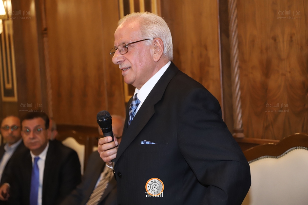 Madar Al-Saa Images 0.2947398990439909