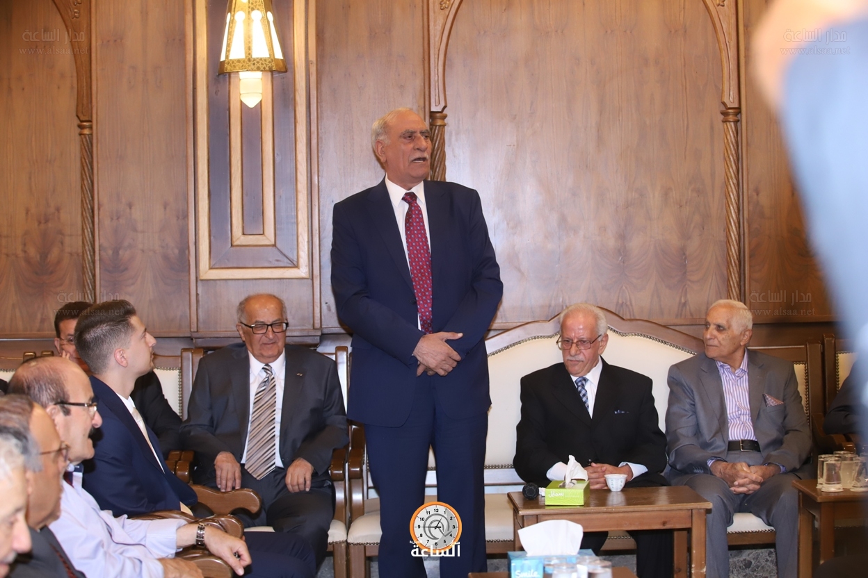 Madar Al-Saa Images 0.9235399341360213