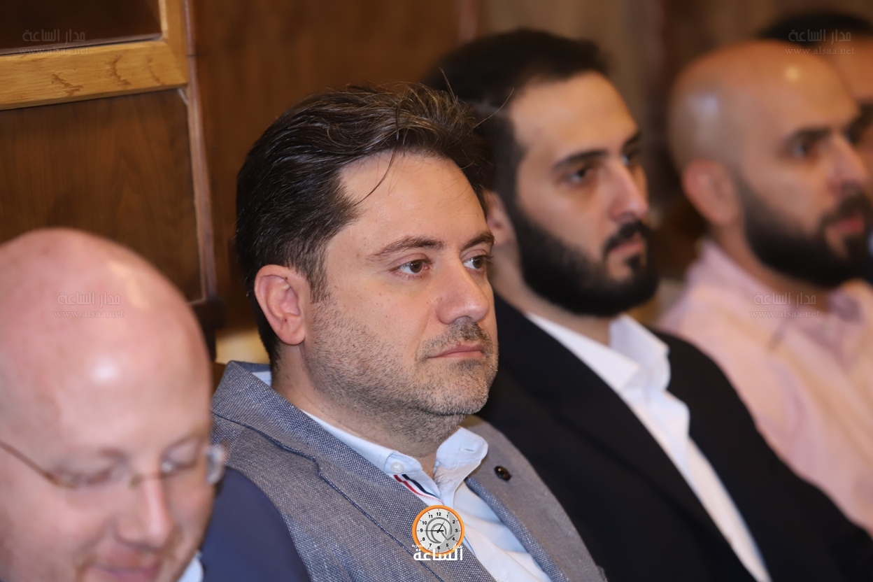 Madar Al-Saa Images 0.7049638537723188