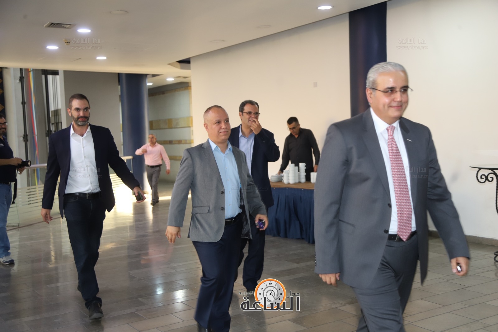 Madar Al-Saa Images 0.8629853719366782