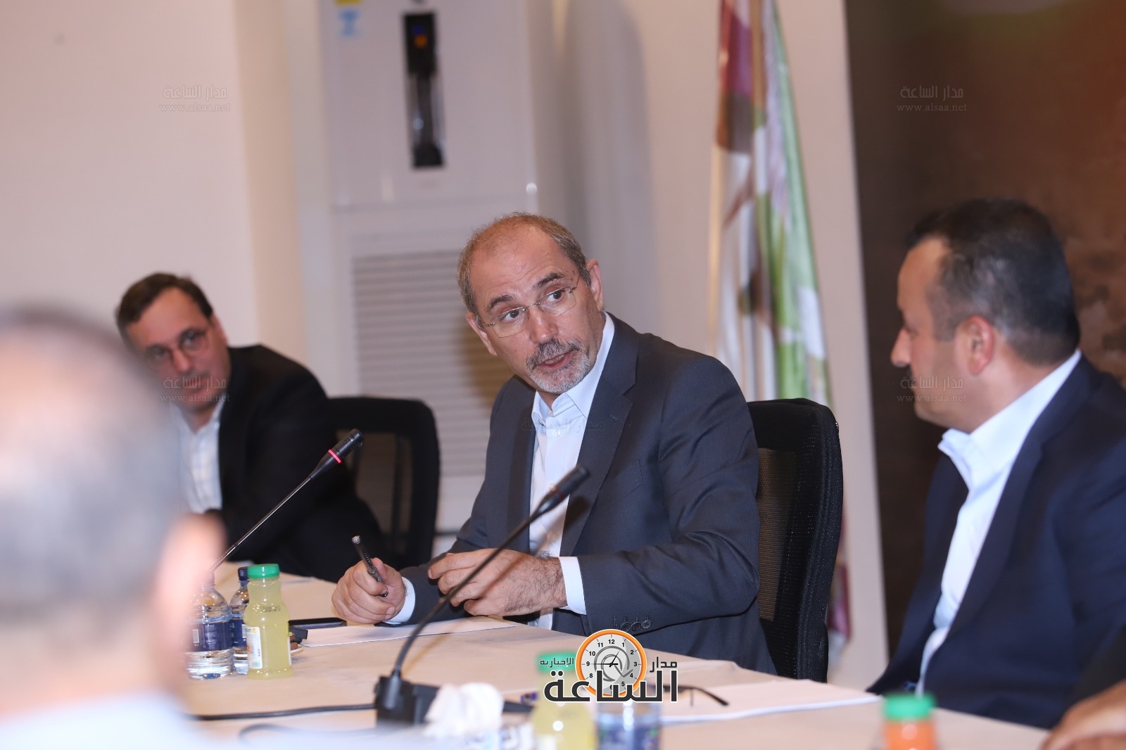 Madar Al-Saa Images 0.49624073101900756