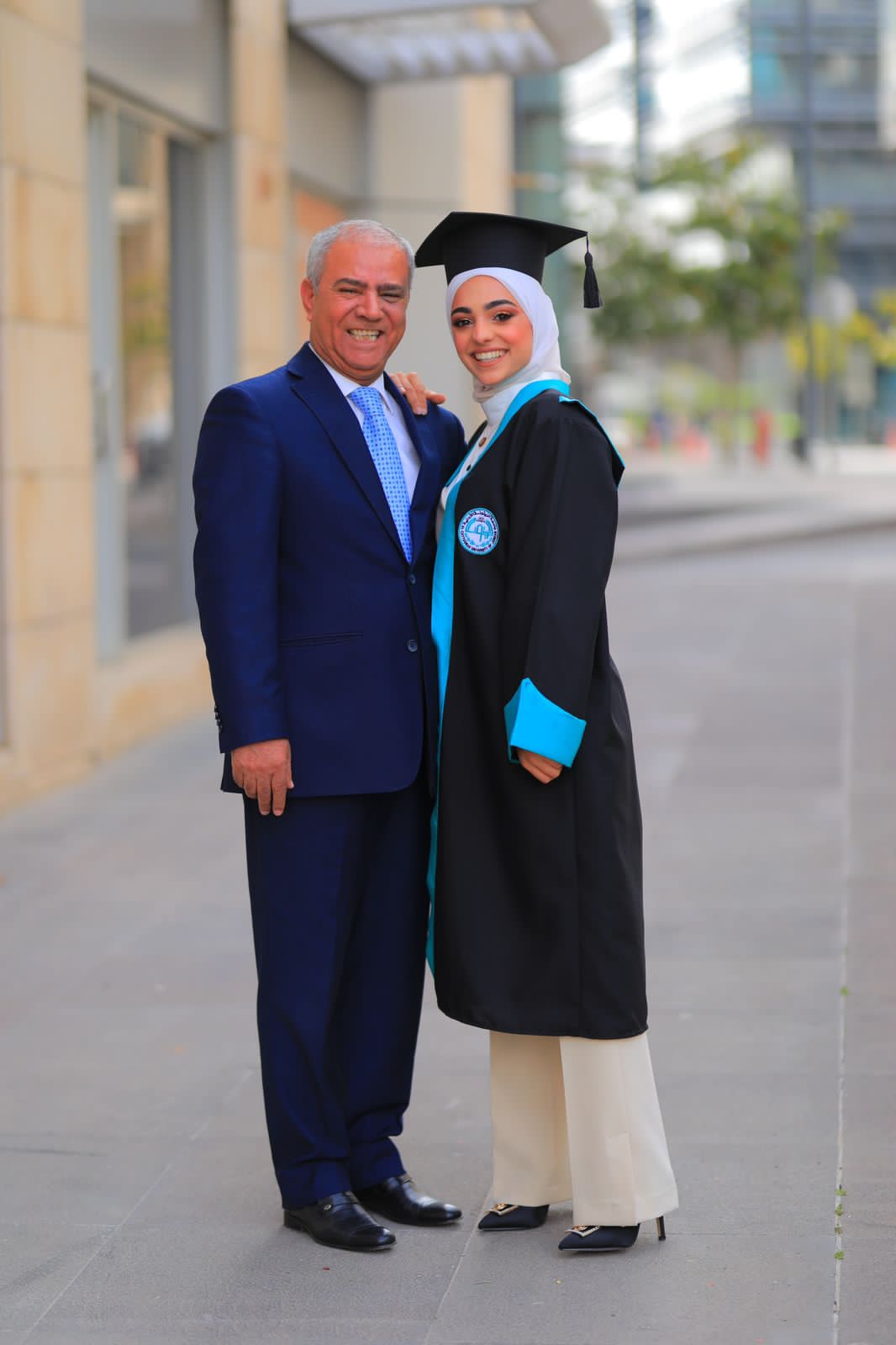 Madar Al-Saa Images 0.6291339725374436