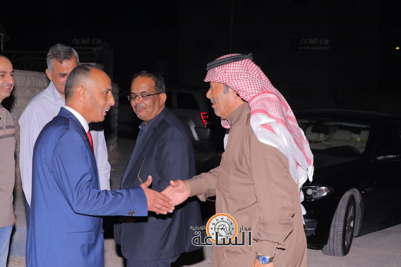 Madar Al-Saa Images 0.6106522996364896