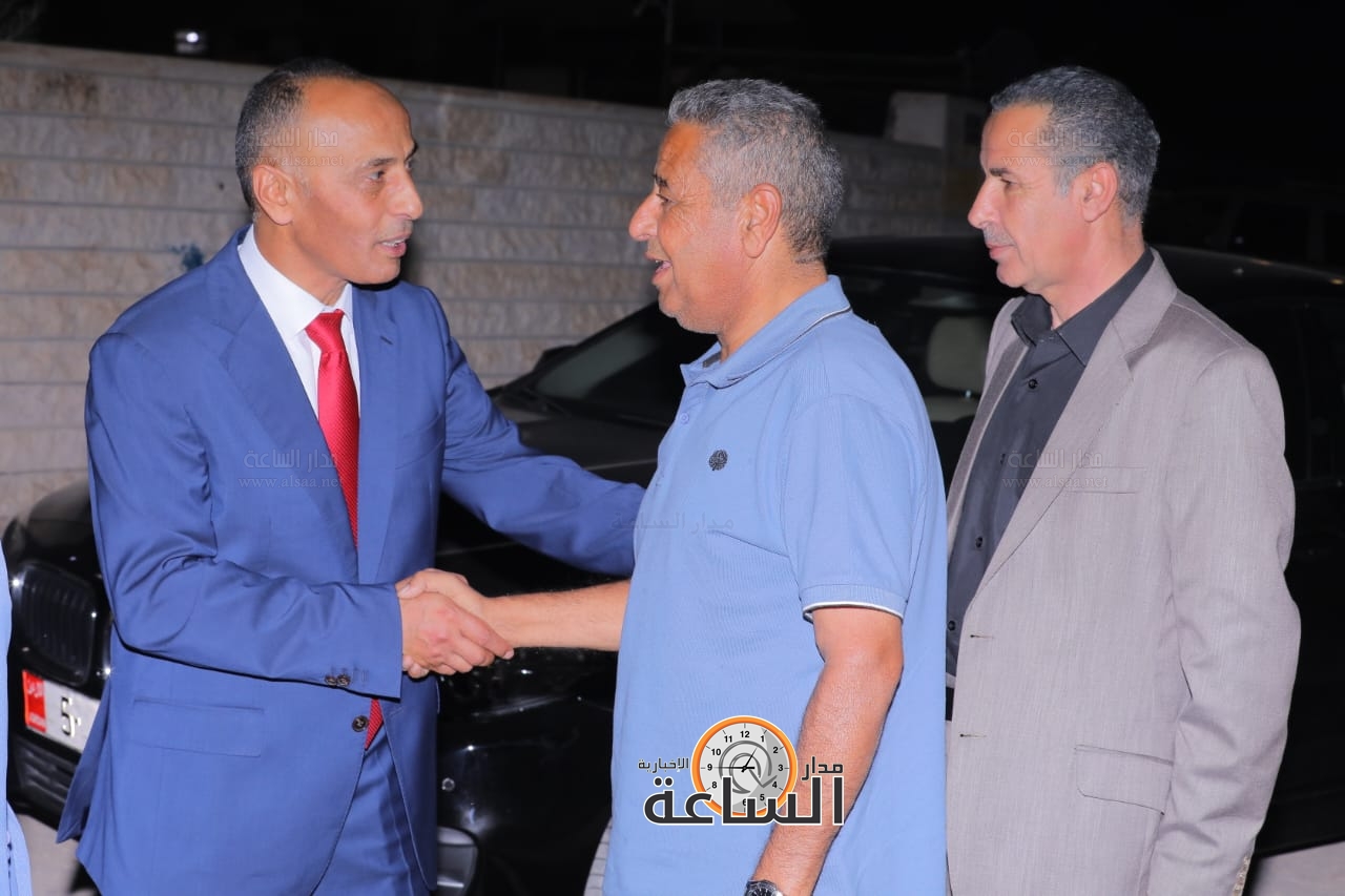 Madar Al-Saa Images 0.10471521732194522