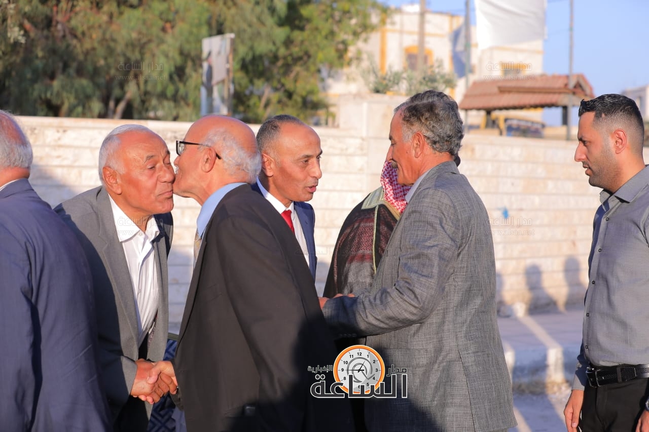 Madar Al-Saa Images 0.47402433173360325