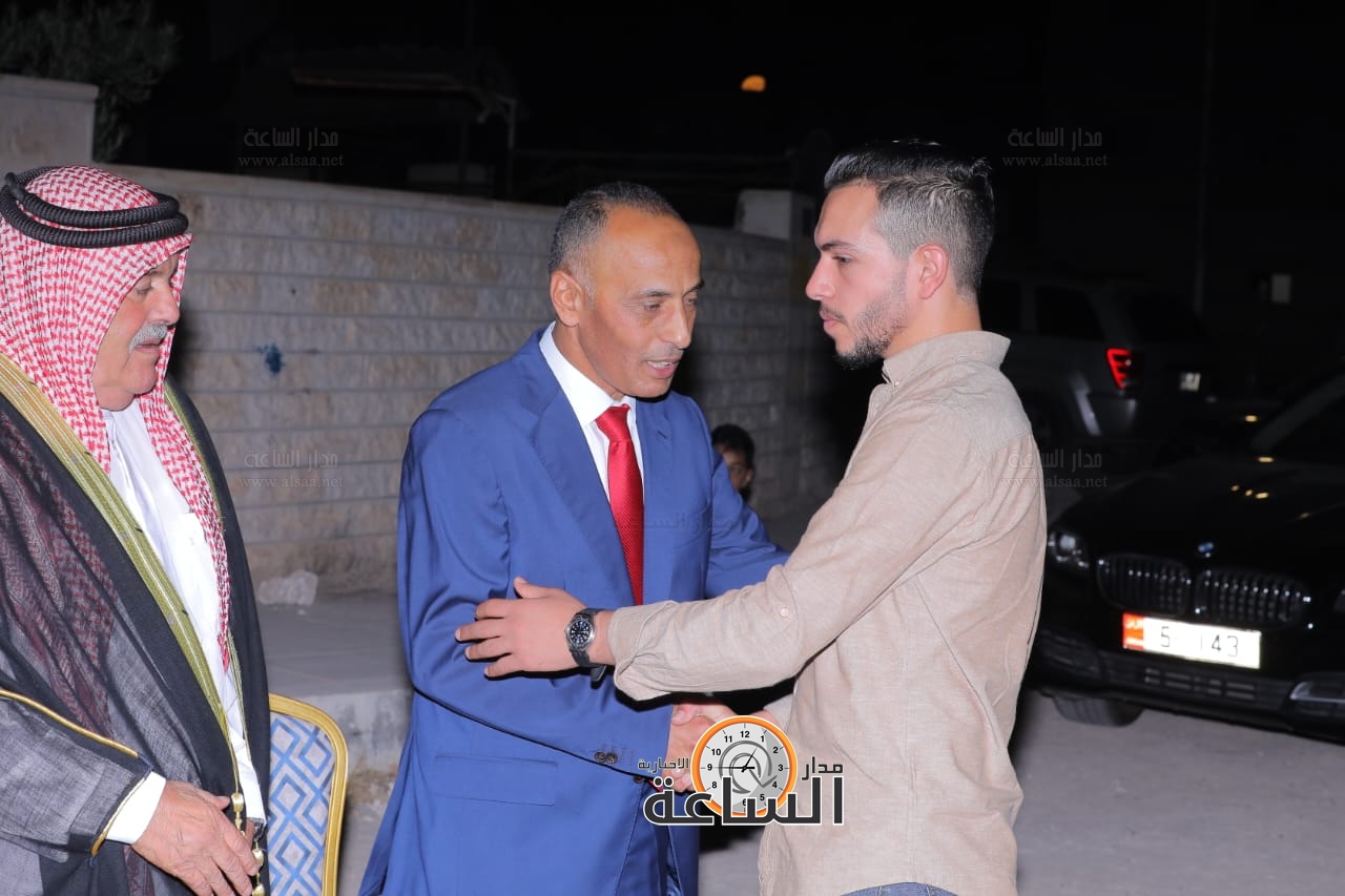 Madar Al-Saa Images 0.7170136493034169