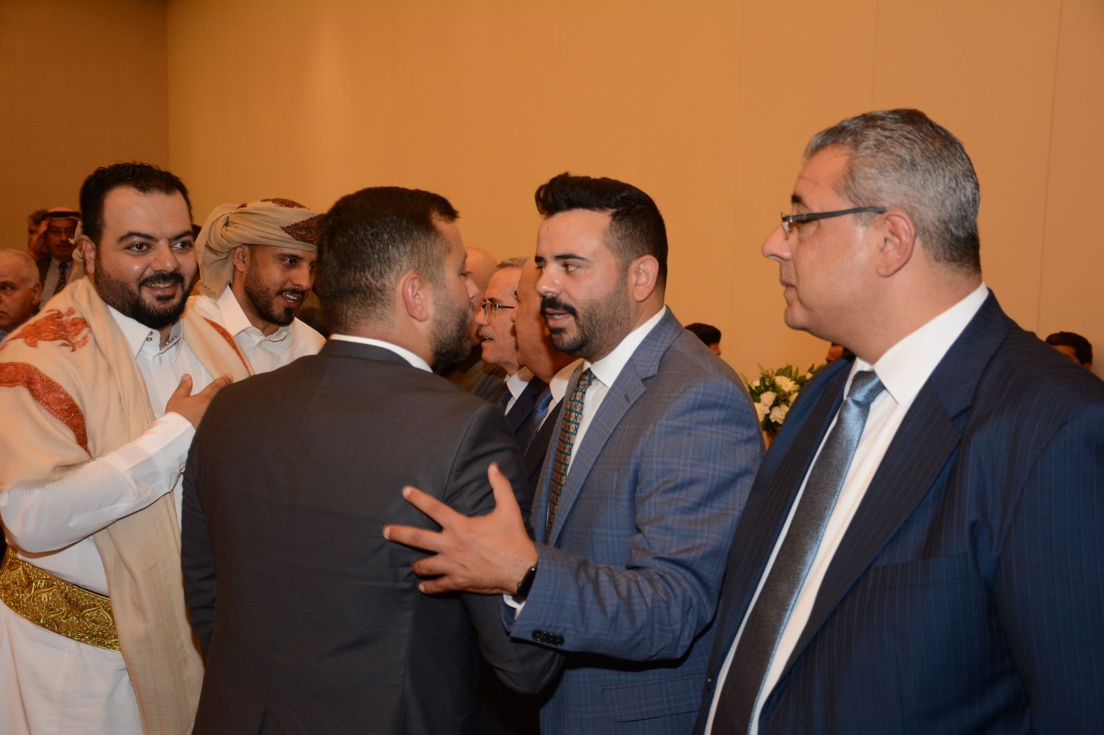 Madar Al-Saa Images 0.24042677712430494