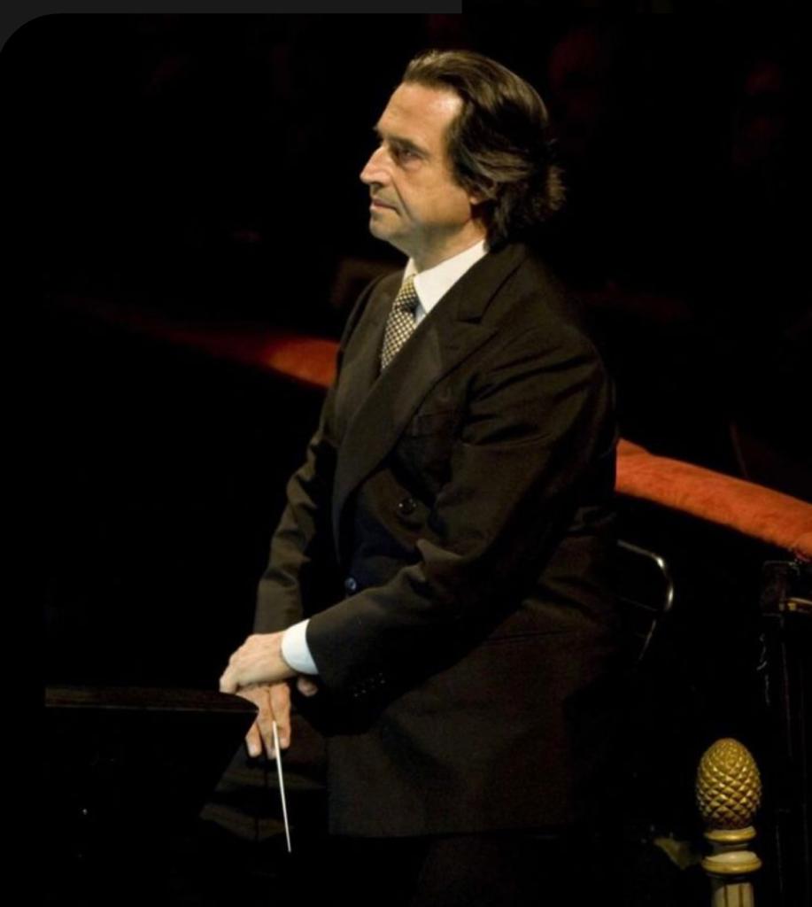 Madar Al-Saa Images 0.9959629502687761