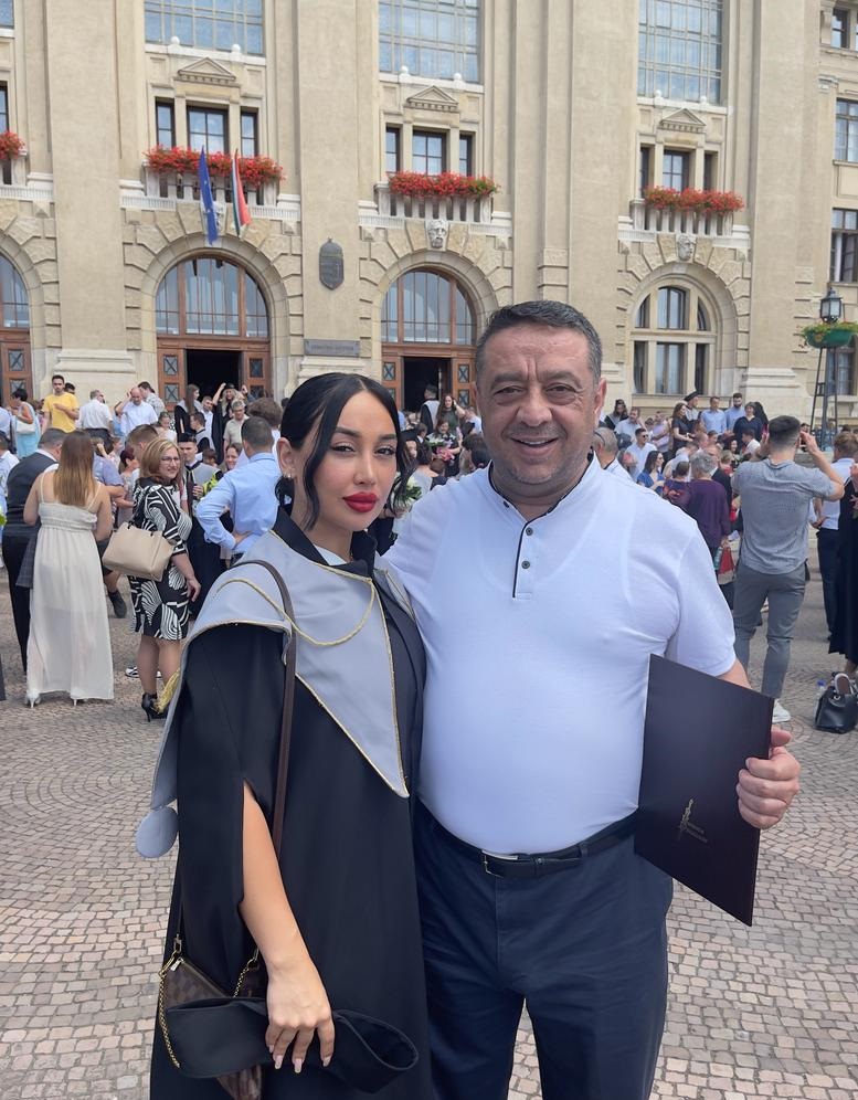 Madar Al-Saa Images 0.8184511413552605