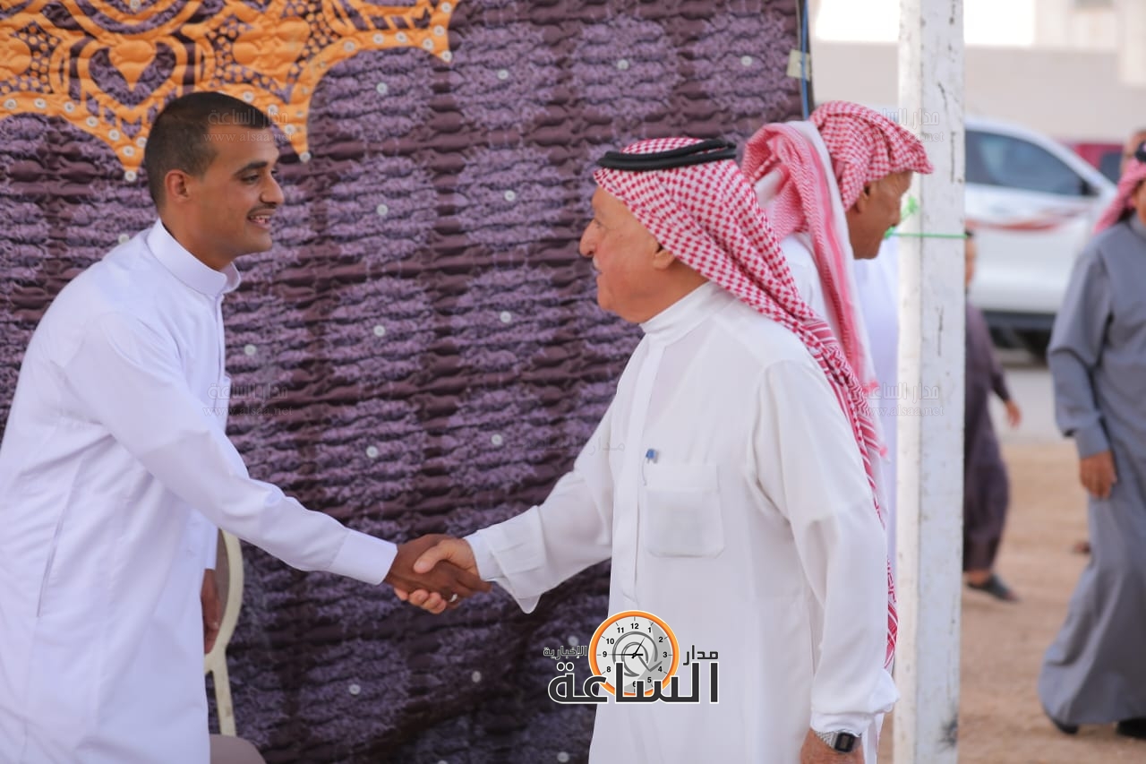 Madar Al-Saa Images 0.42863132936103376