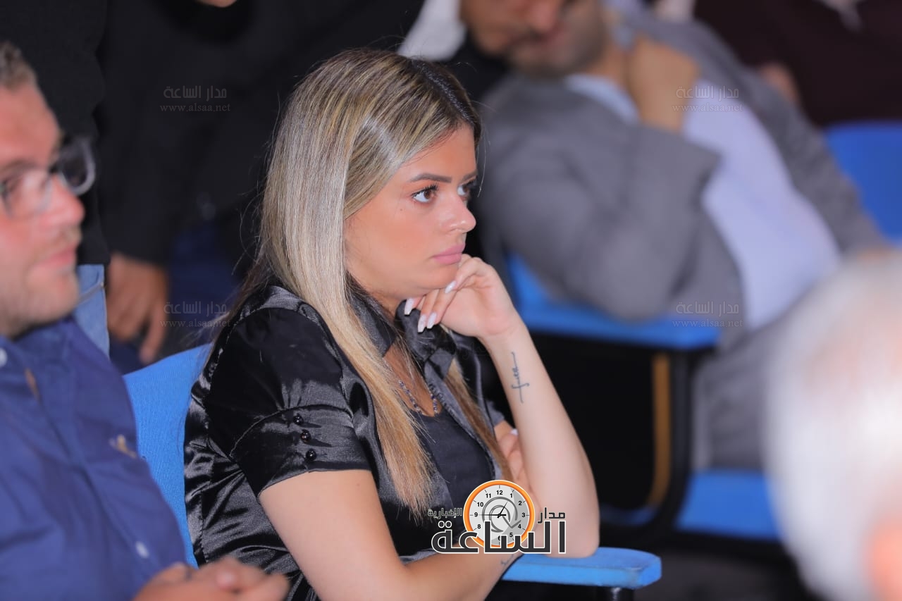 Madar Al-Saa Images 0.8654718218745889