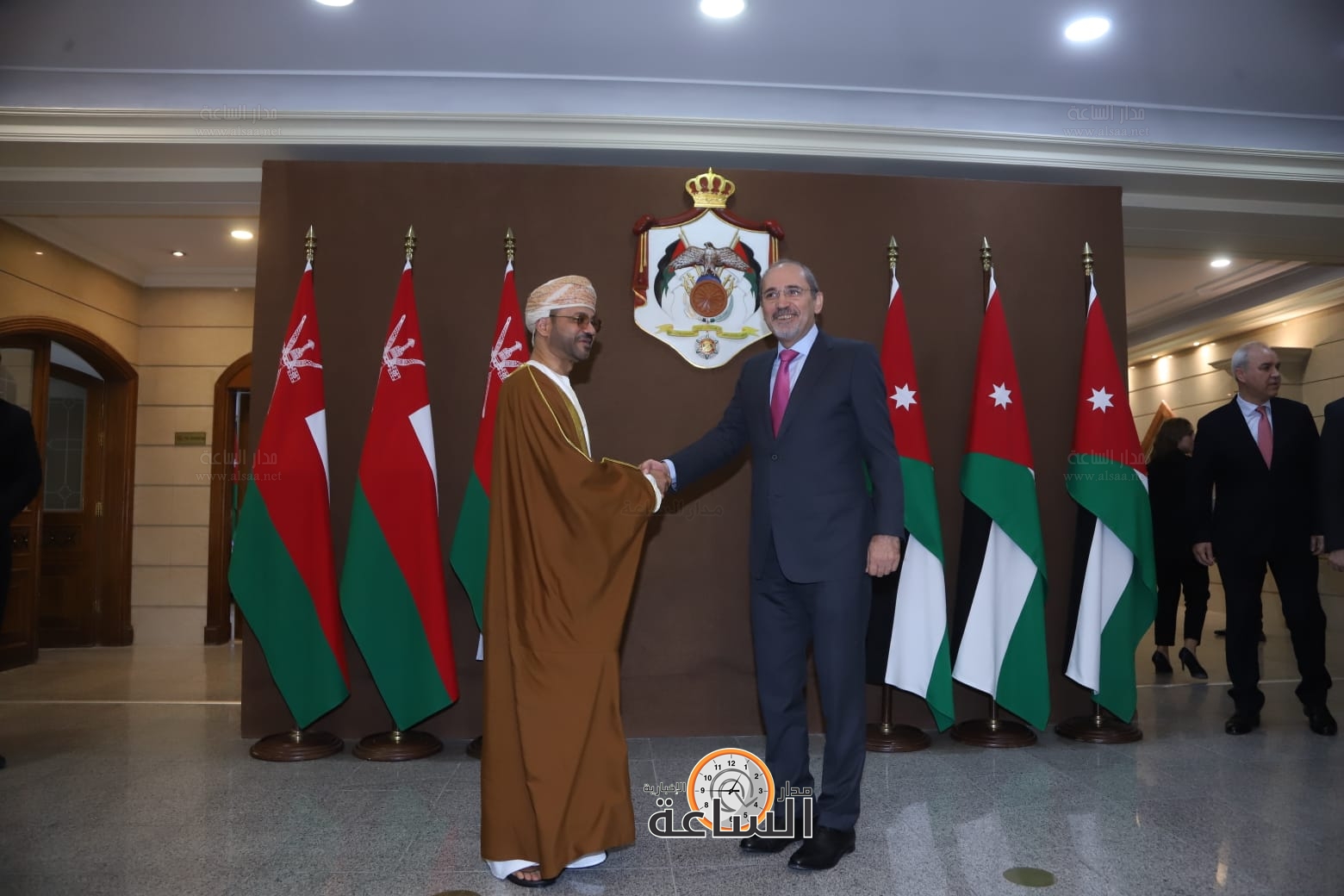 Madar Al-Saa Images 0.5049551979261331