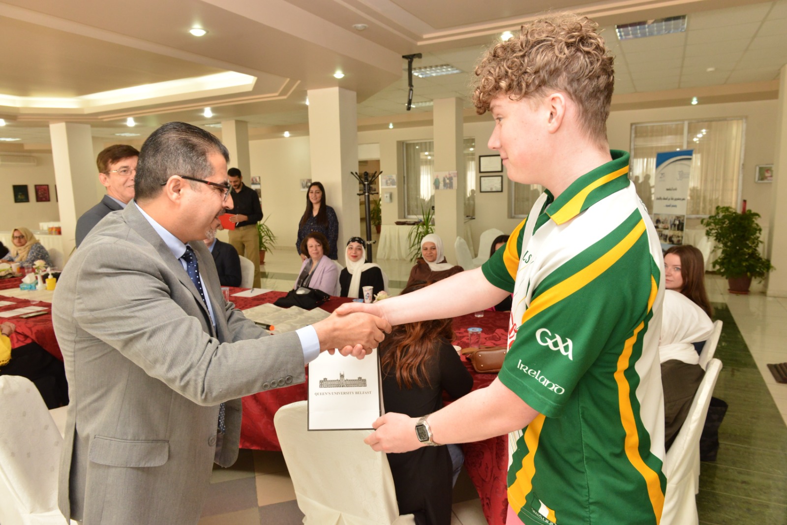 Madar Al-Saa Images 0.0791854962242684