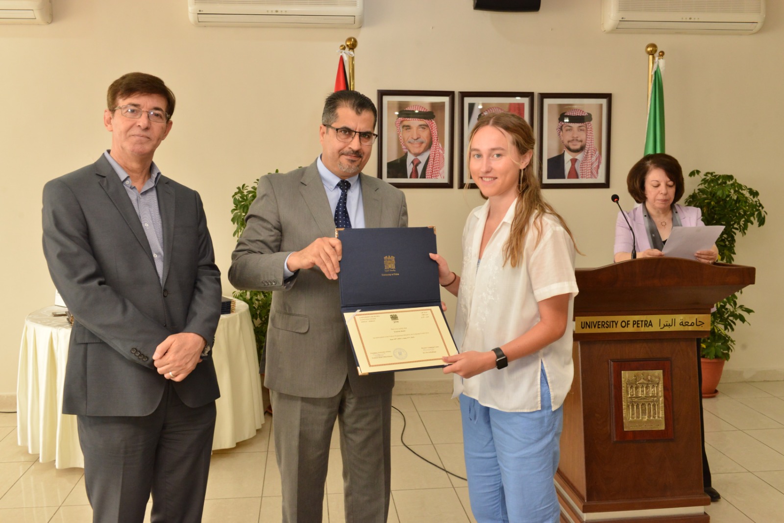 Madar Al-Saa Images 0.6721283372163611