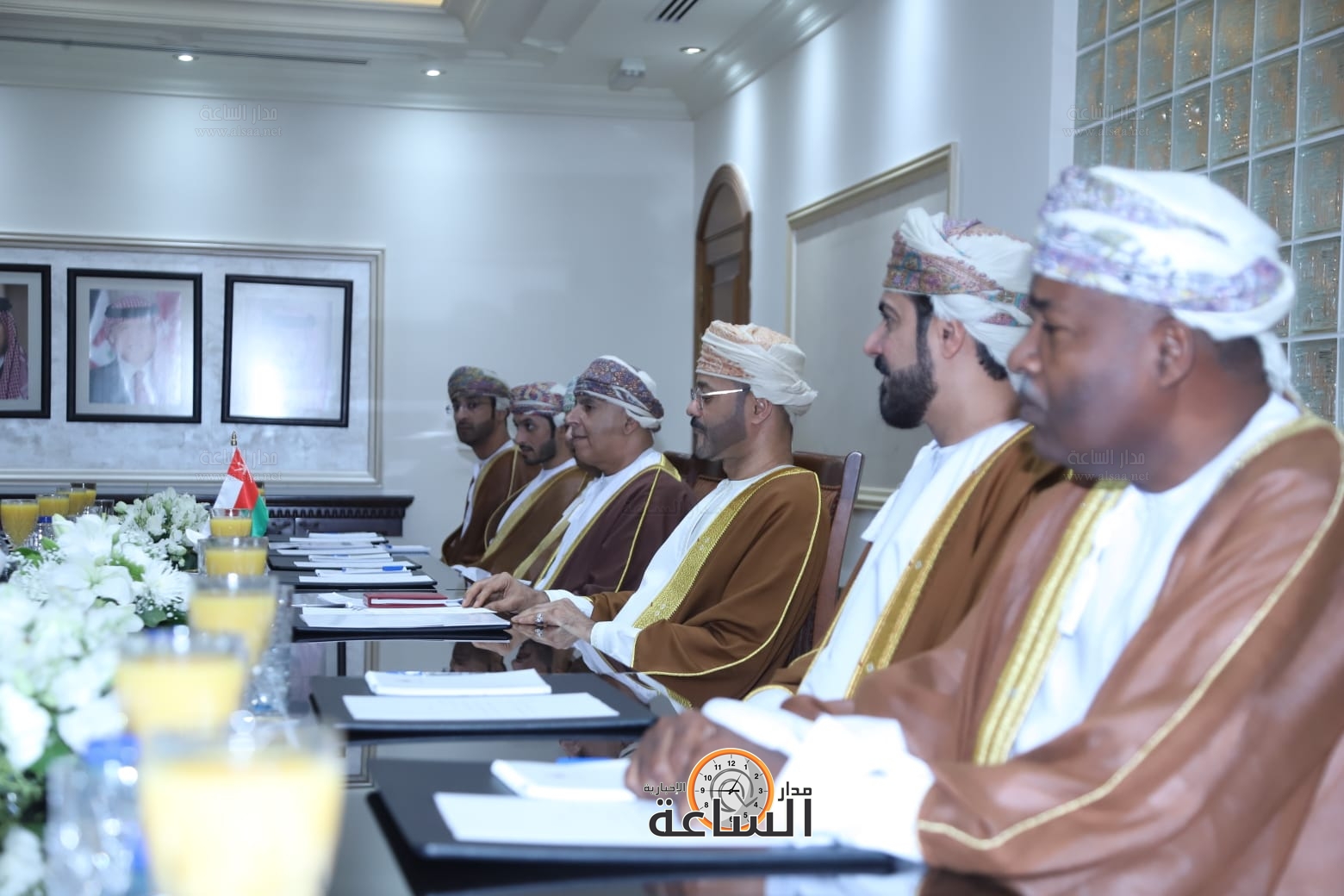 Madar Al-Saa Images 0.0898297365469678