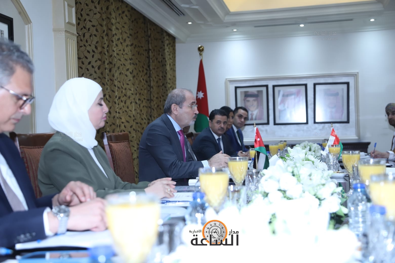 Madar Al-Saa Images 0.9544726064989157