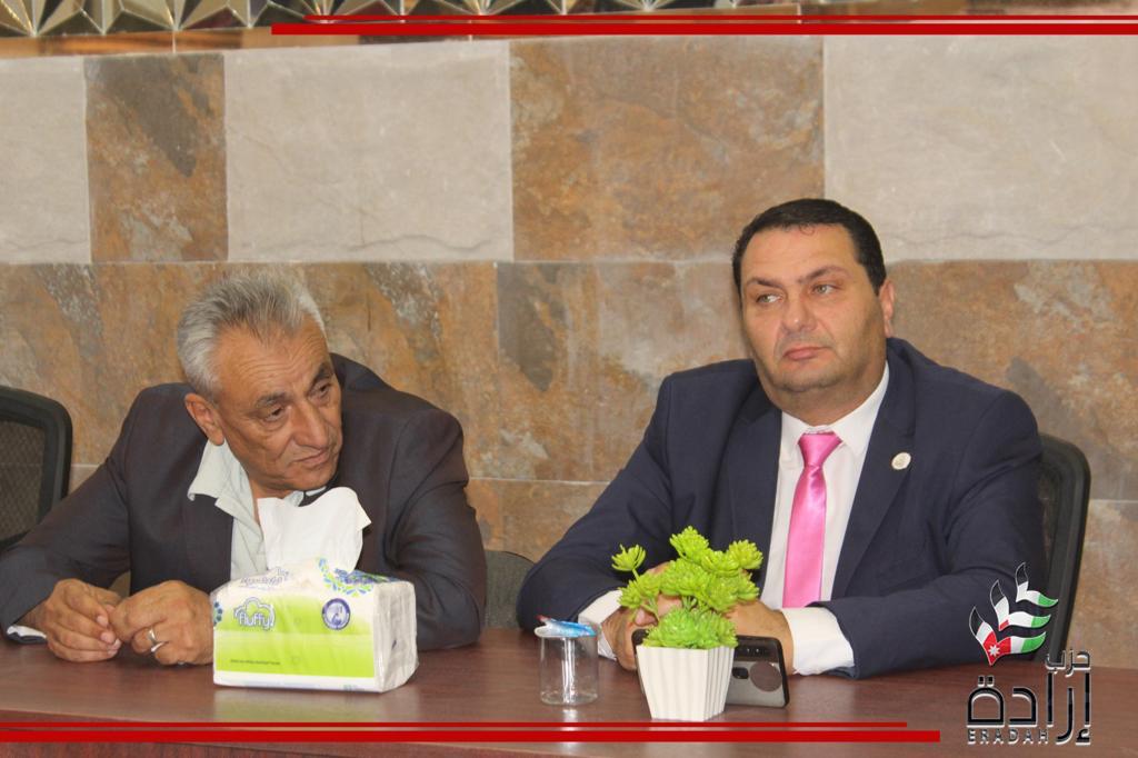 Madar Al-Saa Images 0.35697519081566065