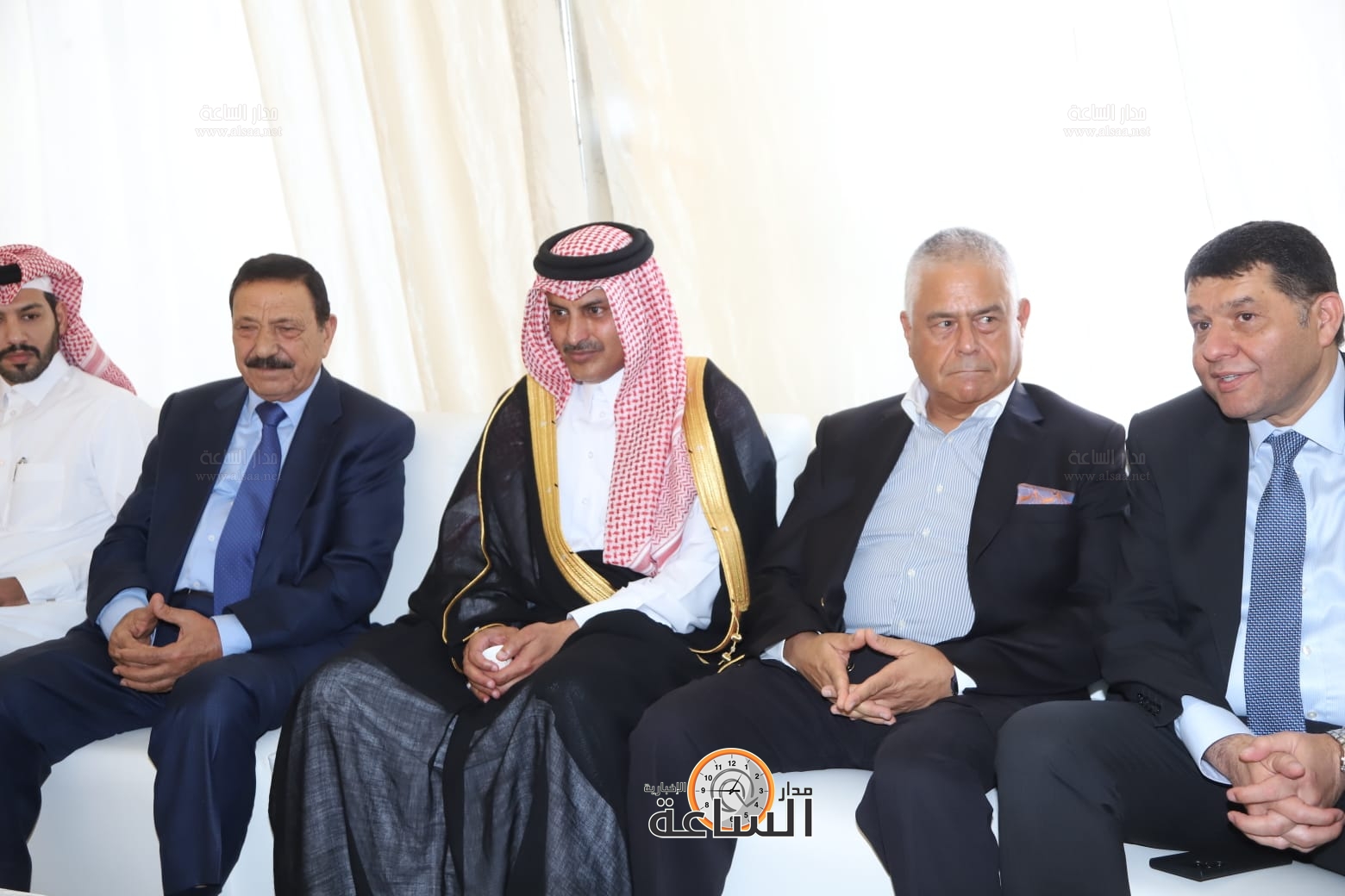 Madar Al-Saa Images 0.07388312371380212