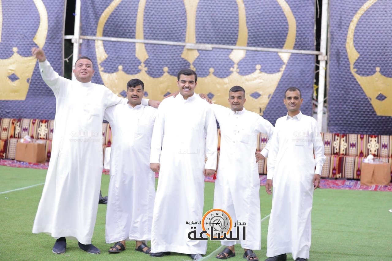 Madar Al-Saa Images 0.381489451381686