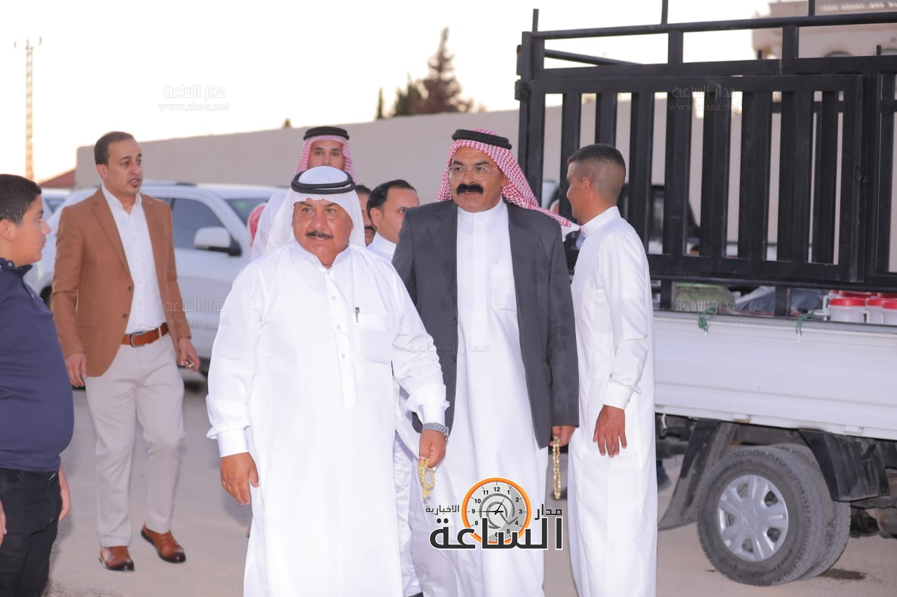 Madar Al-Saa Images 0.486705446256112