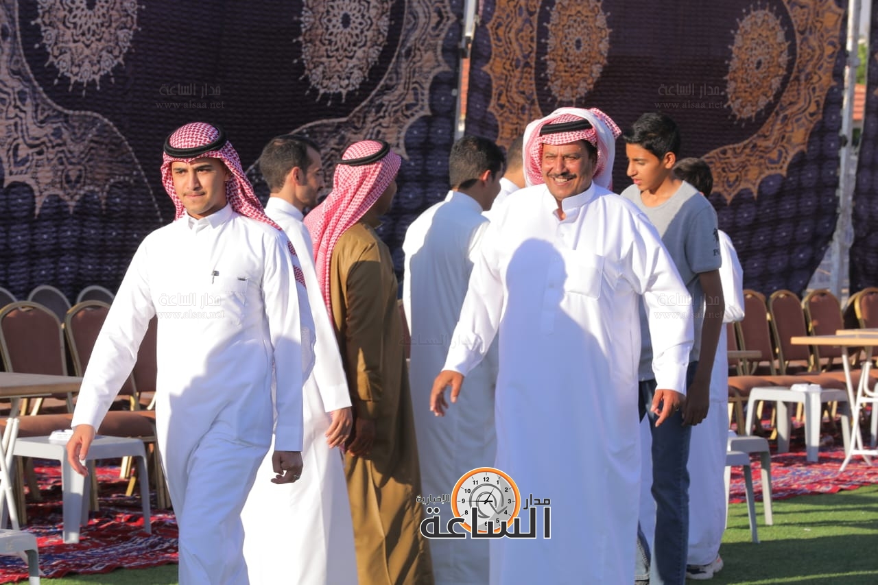 Madar Al-Saa Images 0.4978265347735751