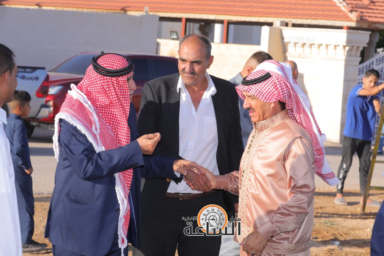 Madar Al-Saa Images 0.42026523788683234