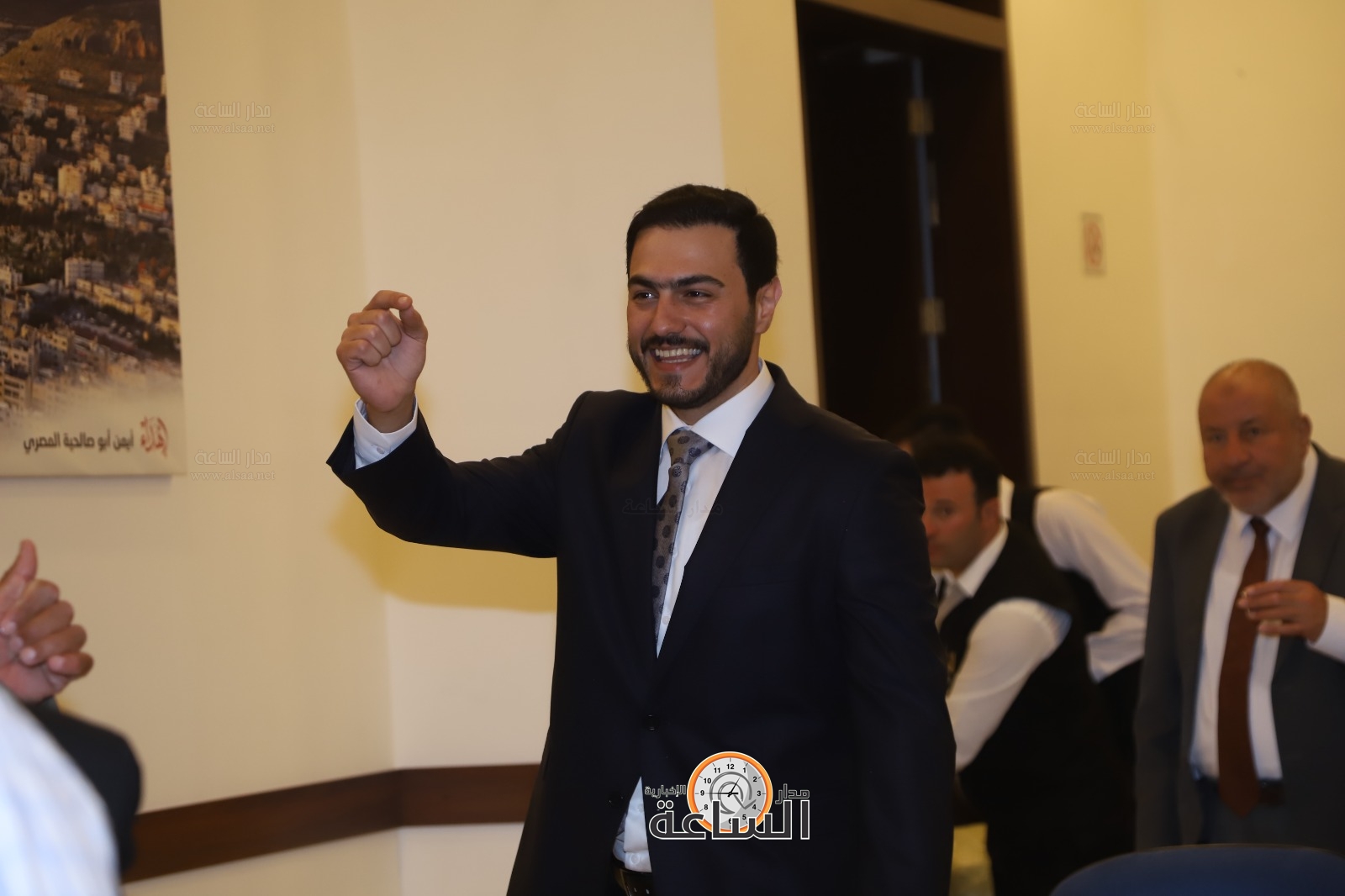 Madar Al-Saa Images 0.7165037292835016