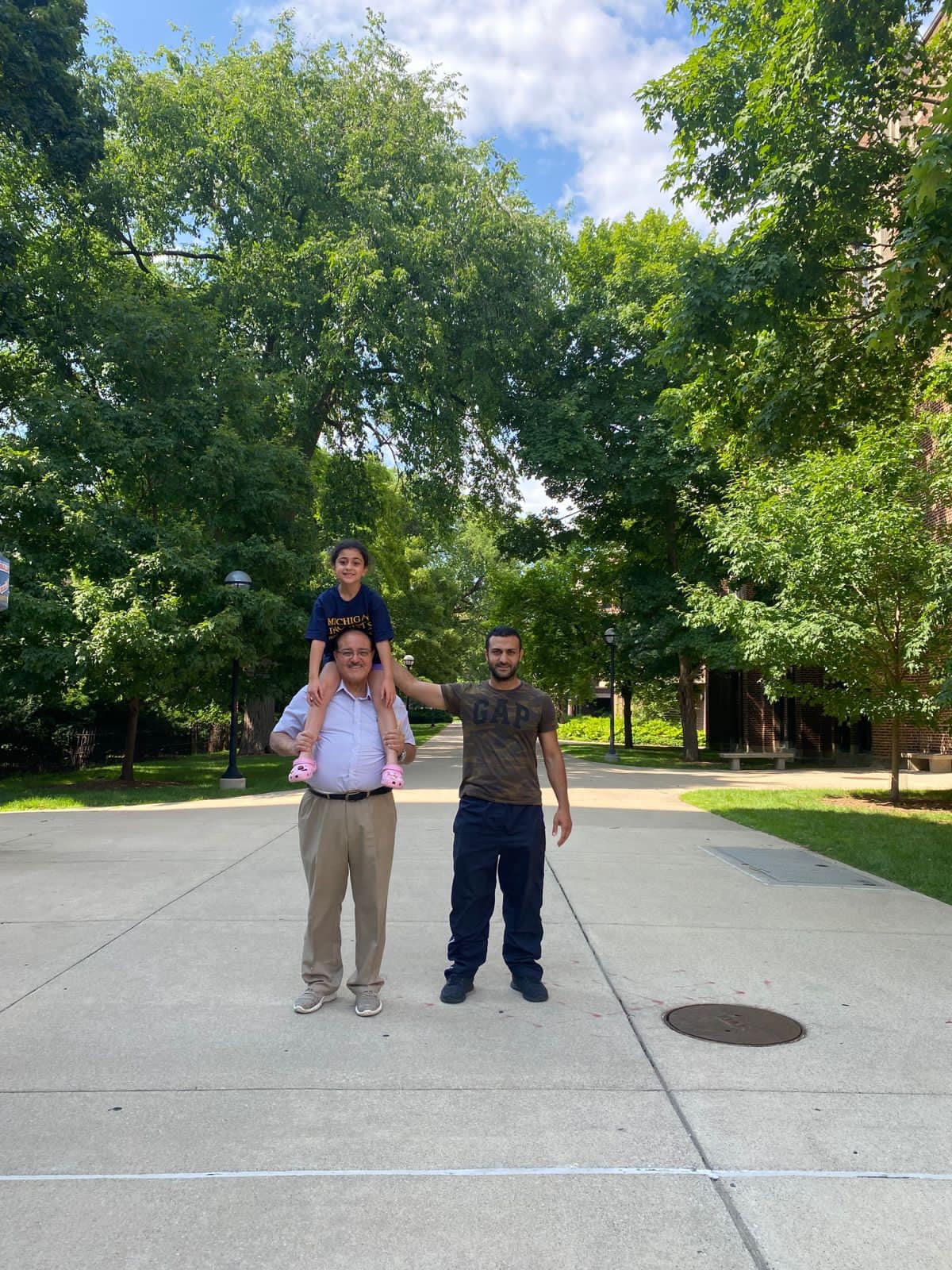 Madar Al-Saa Images 0.795572076136324