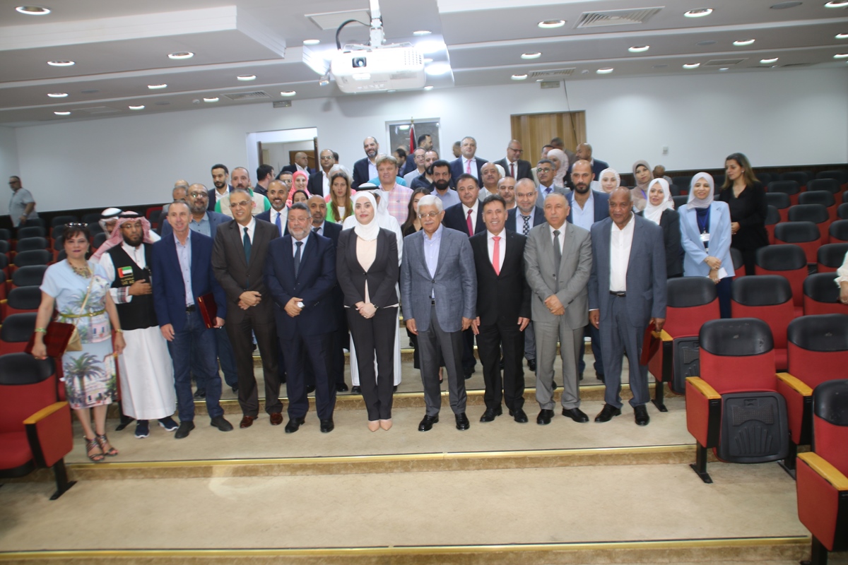 Madar Al-Saa Images 0.76204141267433