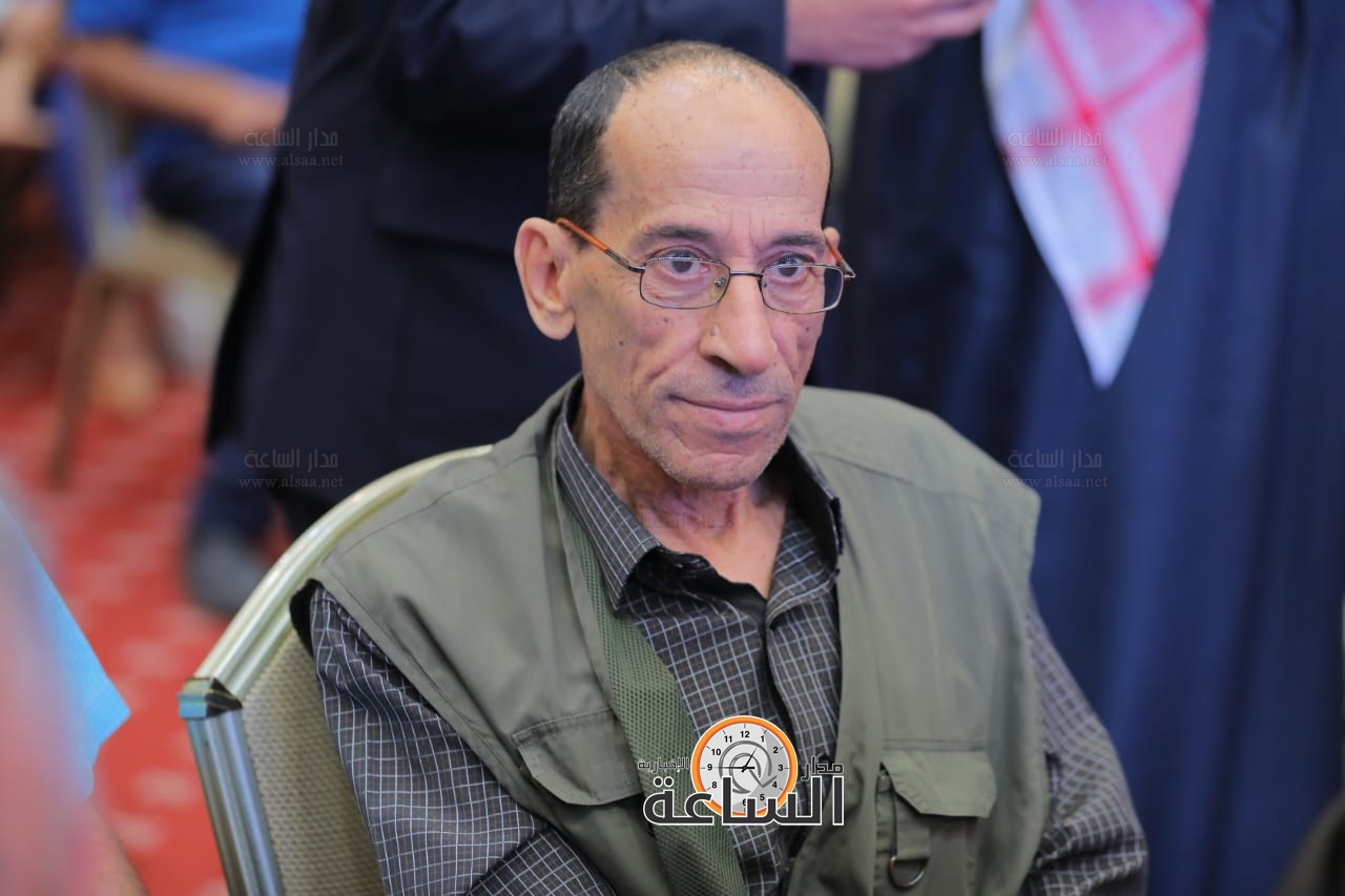 Madar Al-Saa Images 0.8642910641810593