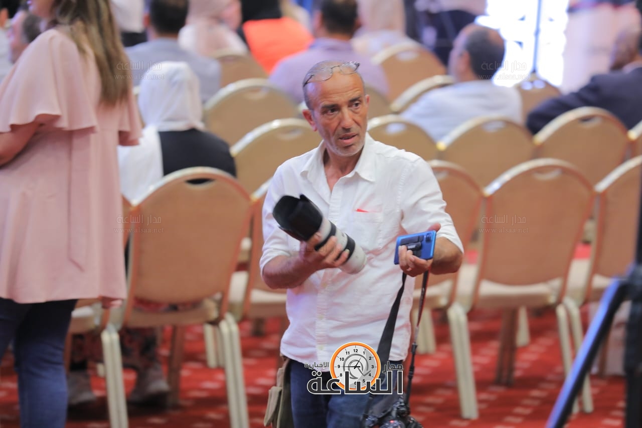 Madar Al-Saa Images 0.39650774692717294