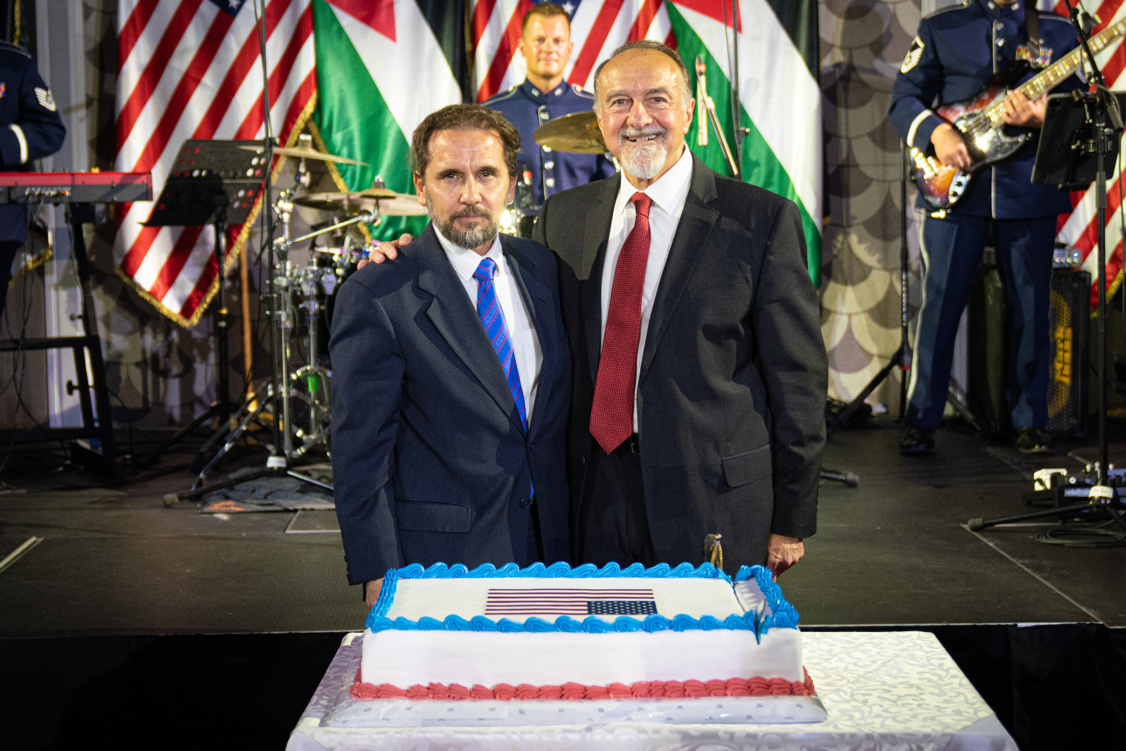 Madar Al-Saa Images 0.05925145779632457