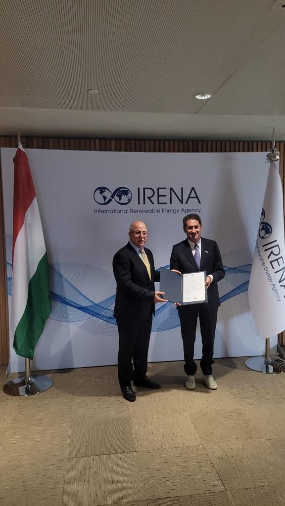 Madar Al-Saa Images 0.8682001524087406