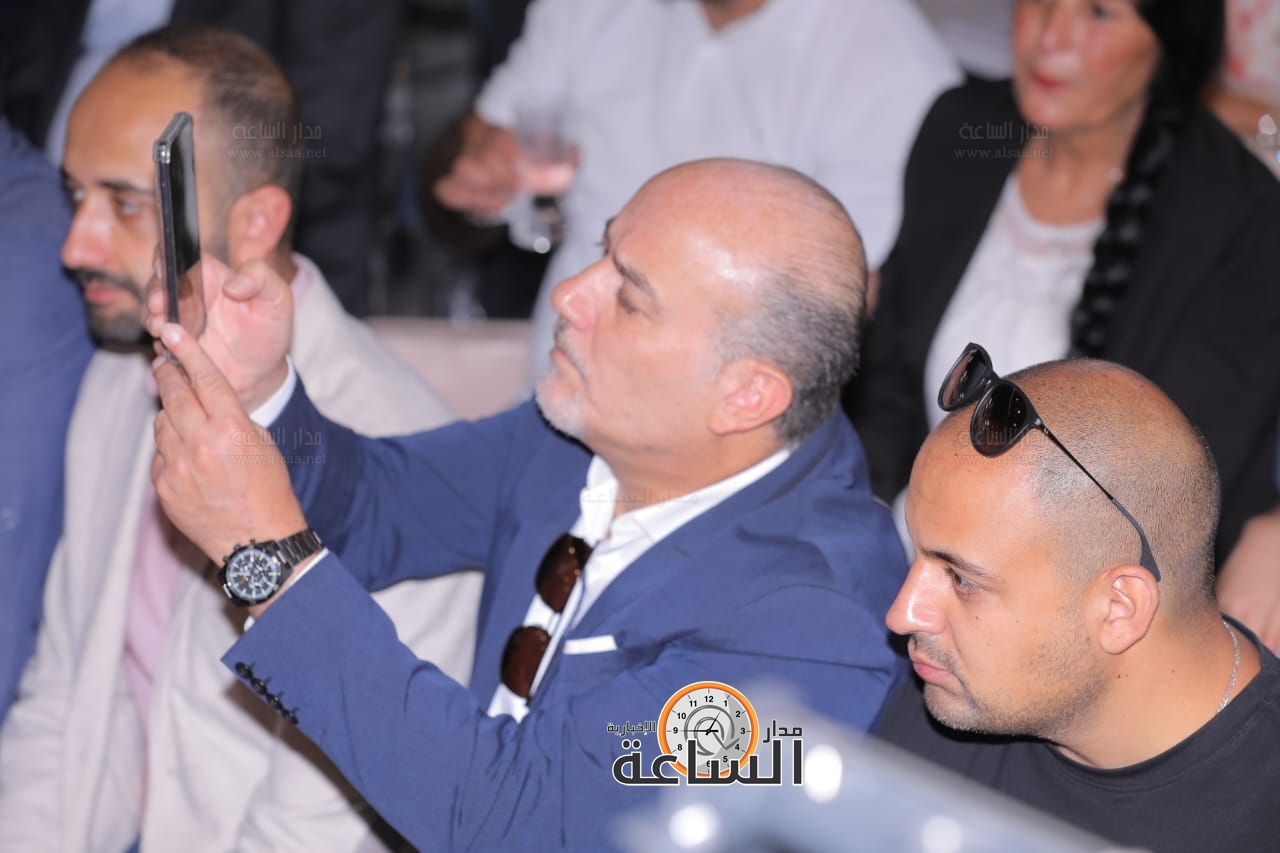 Madar Al-Saa Images 0.7420618822114804