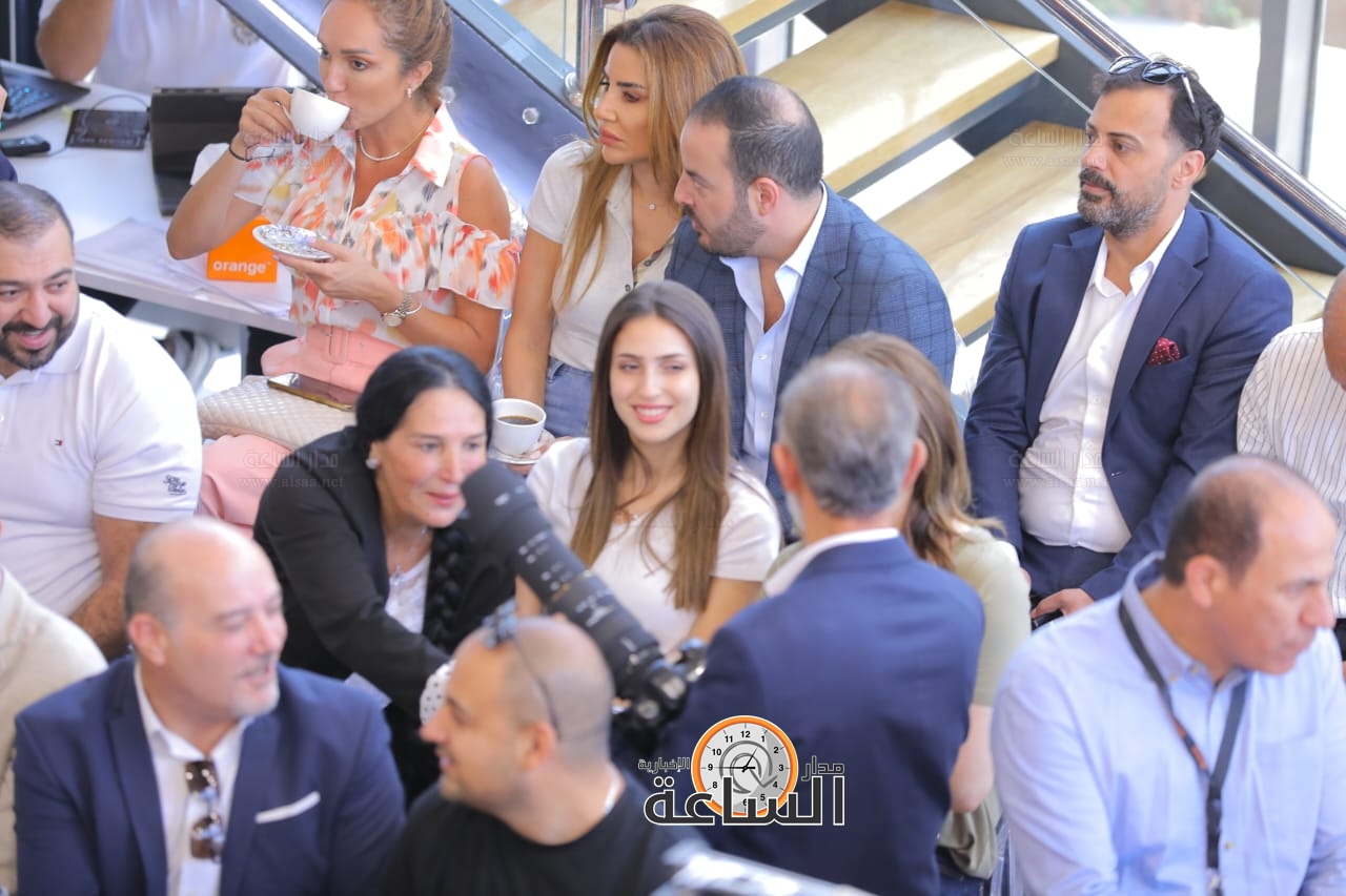 Madar Al-Saa Images 0.2604756465067959