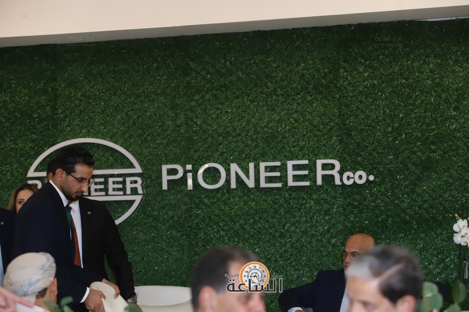 Madar Al-Saa Images 0.7262923423154309