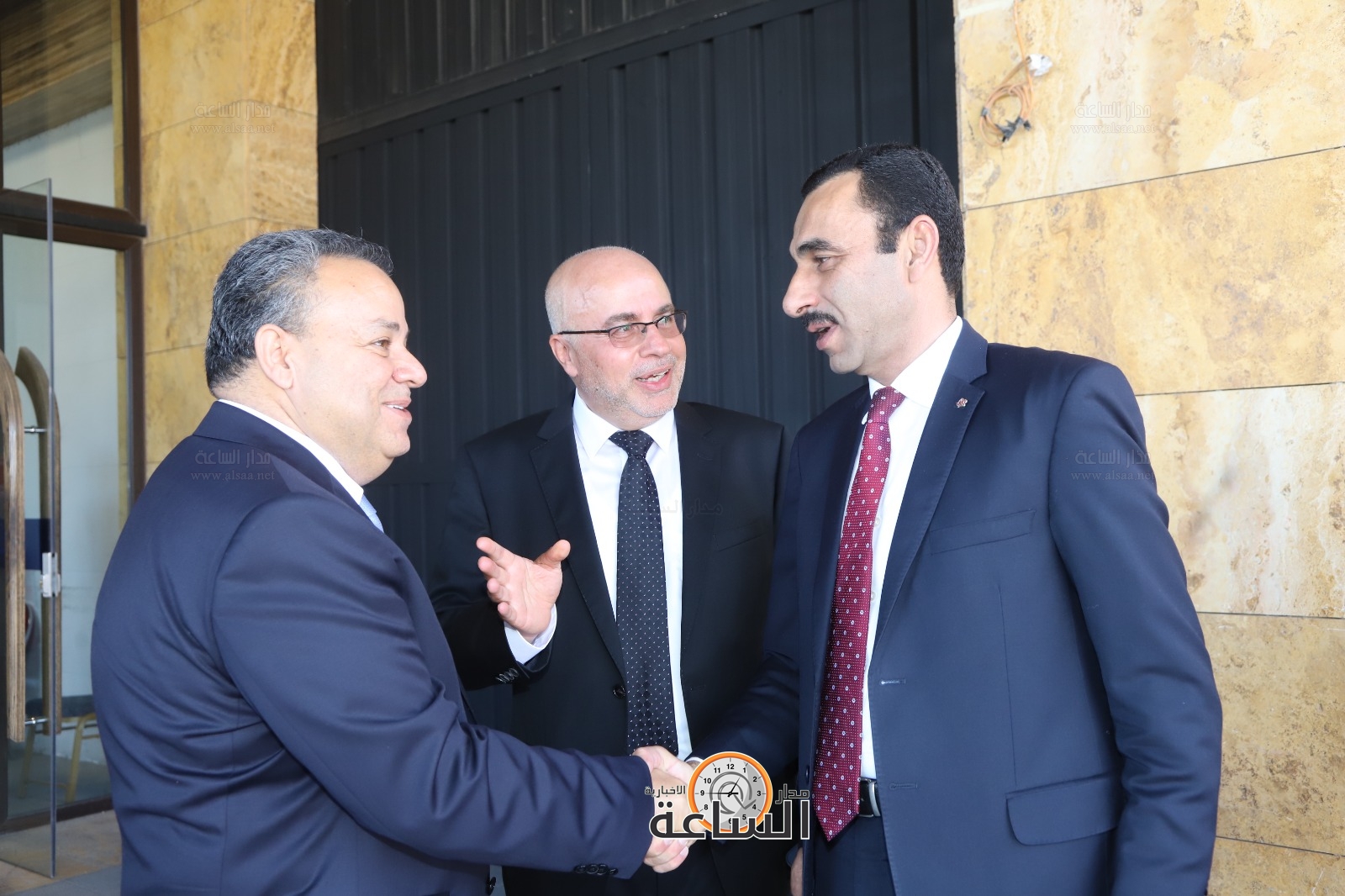 Madar Al-Saa Images 0.6293410121230064