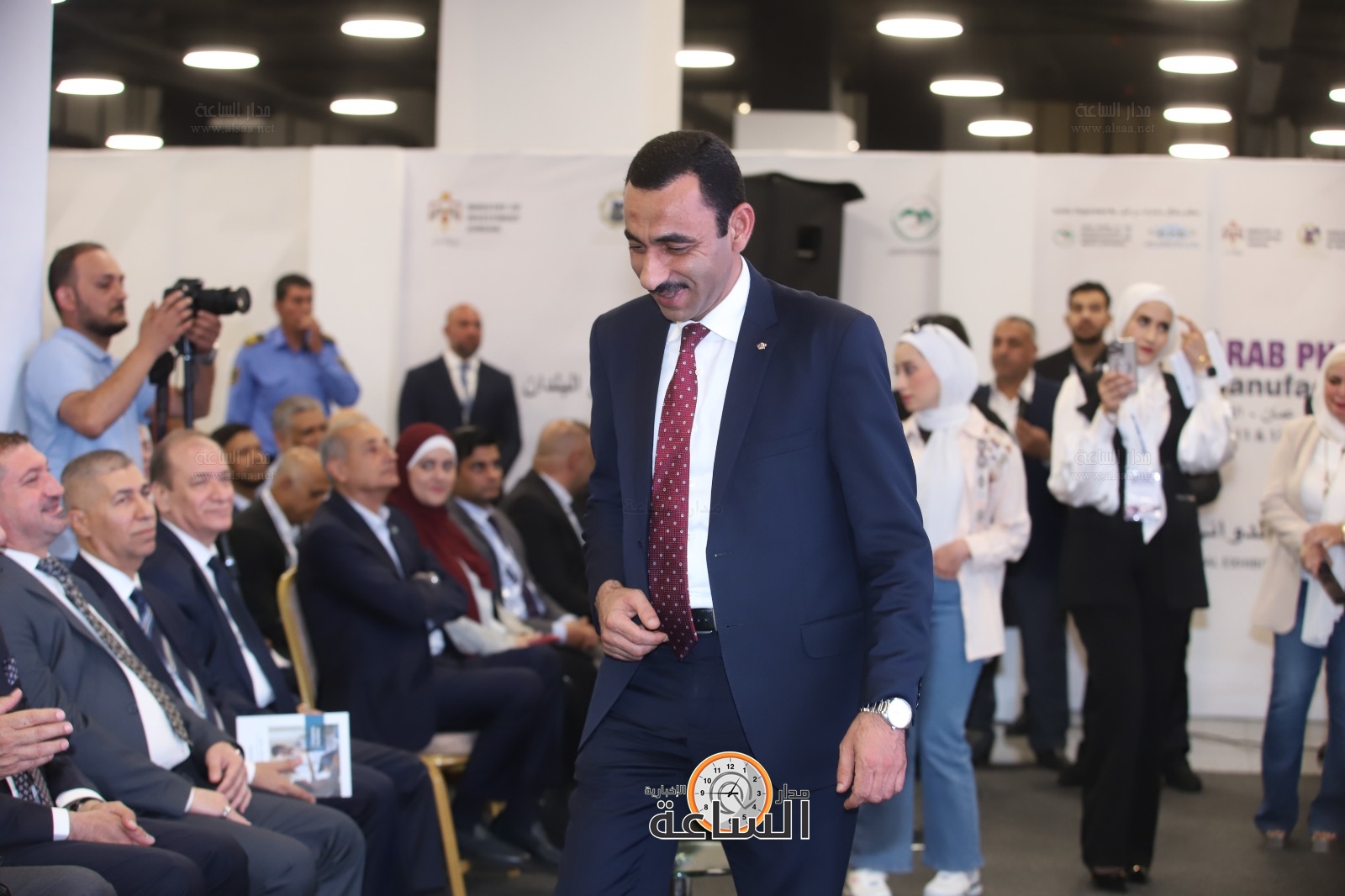 Madar Al-Saa Images 0.053603864945032775