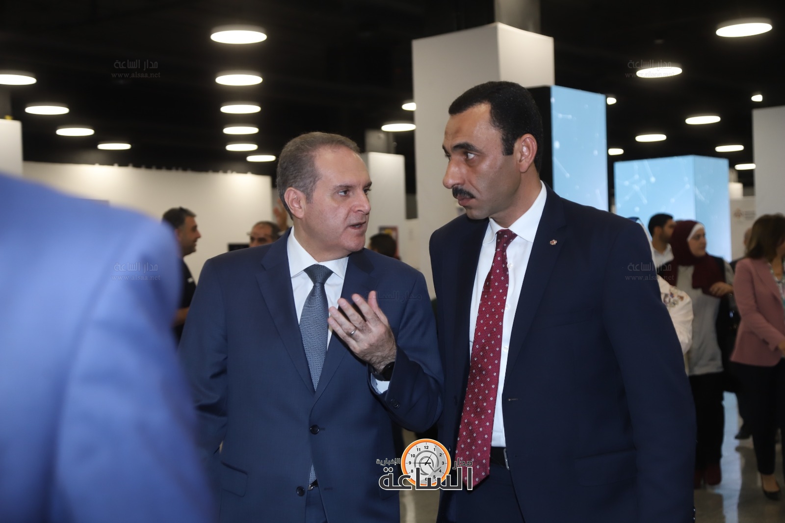 Madar Al-Saa Images 0.45178961097601145