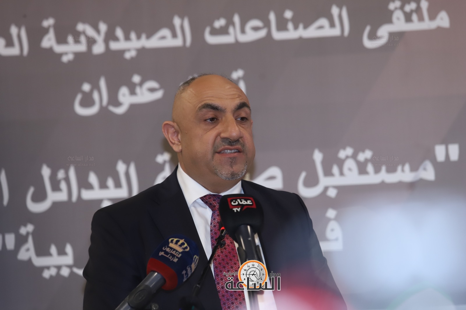 Madar Al-Saa Images 0.2341252663858