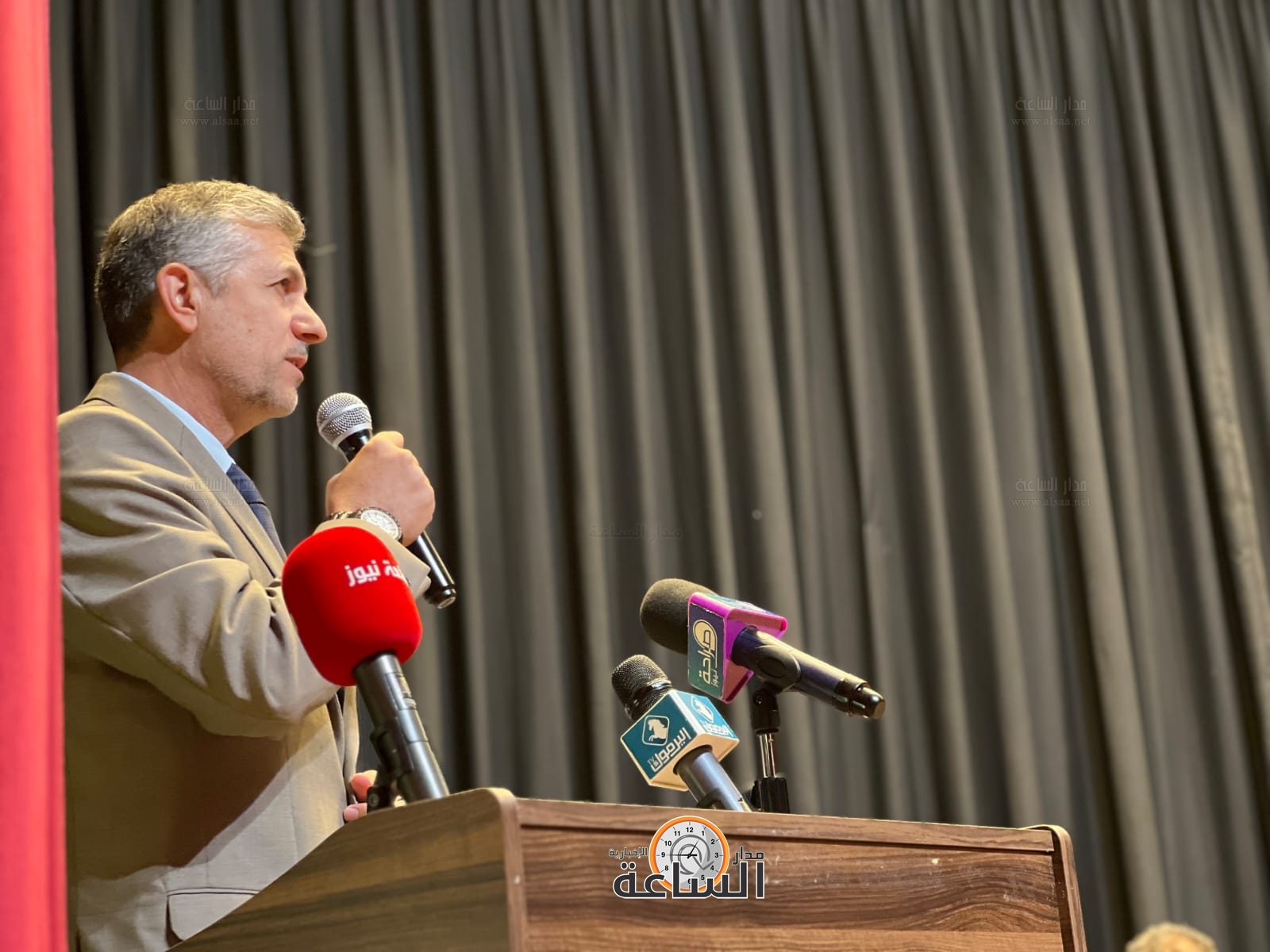 Madar Al-Saa Images 0.5972648318784348