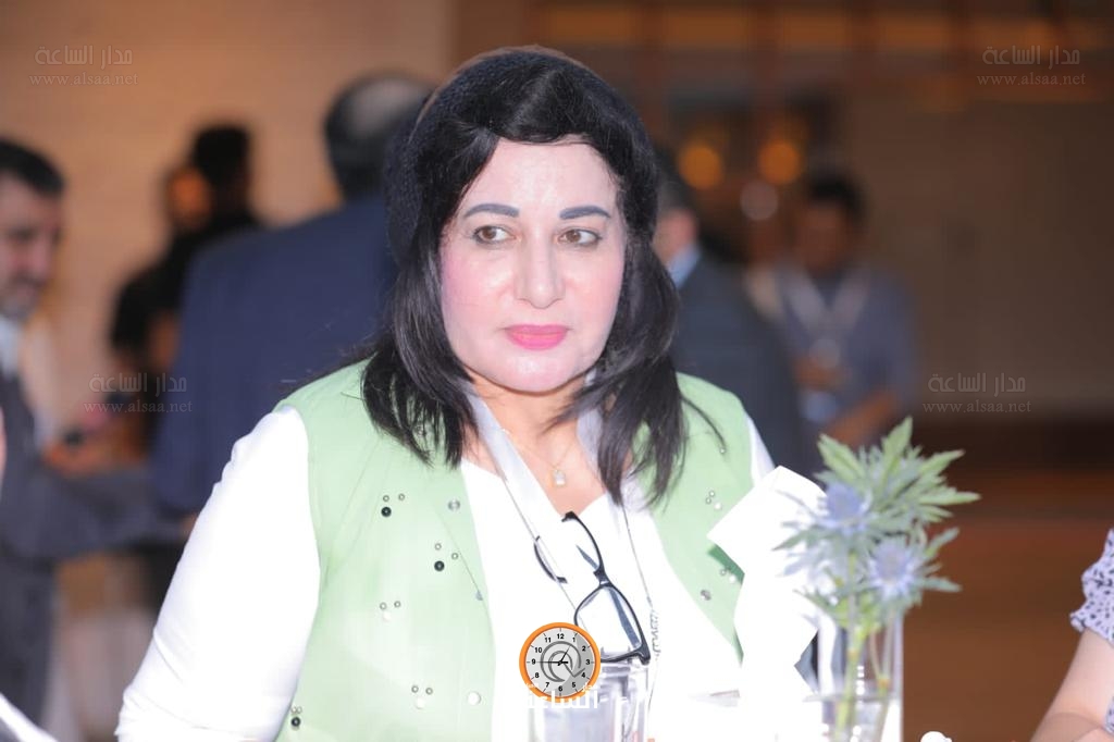 Madar Al-Saa Images 0.4214217156906388