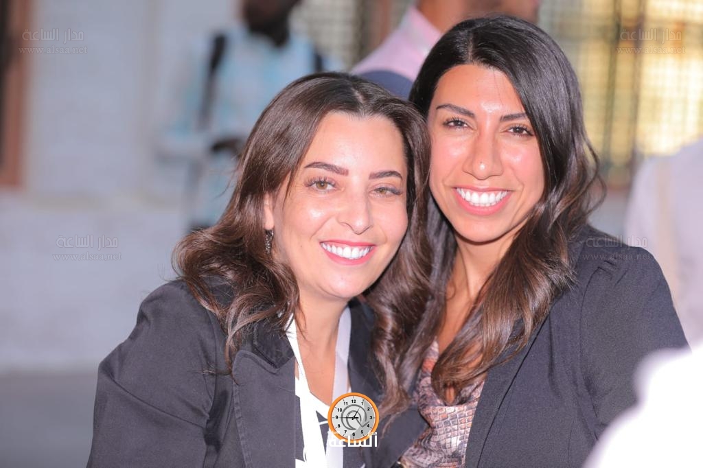 Madar Al-Saa Images 0.5449235697447385