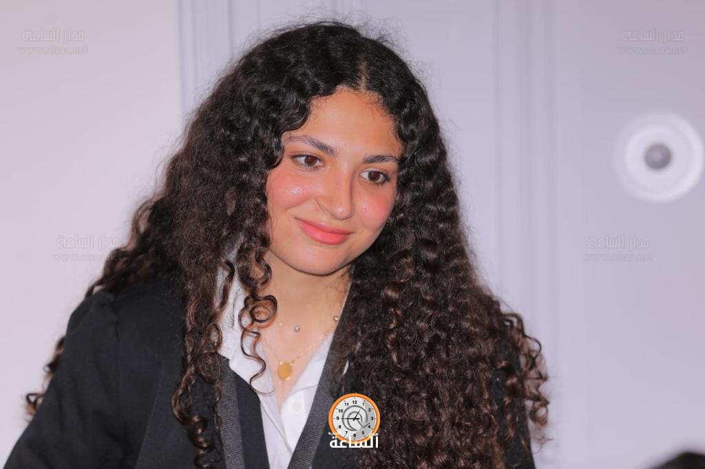 Madar Al-Saa Images 0.054520429374573576