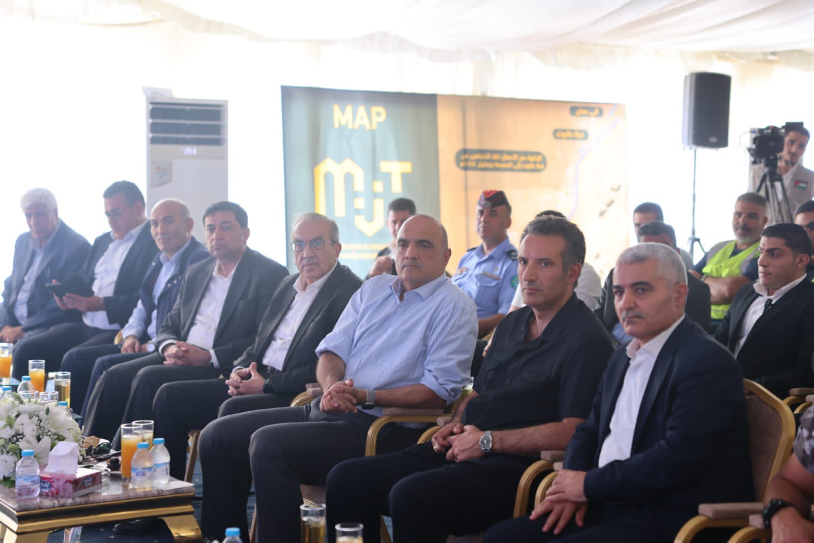 Madar Al-Saa Images 0.7451180472983283