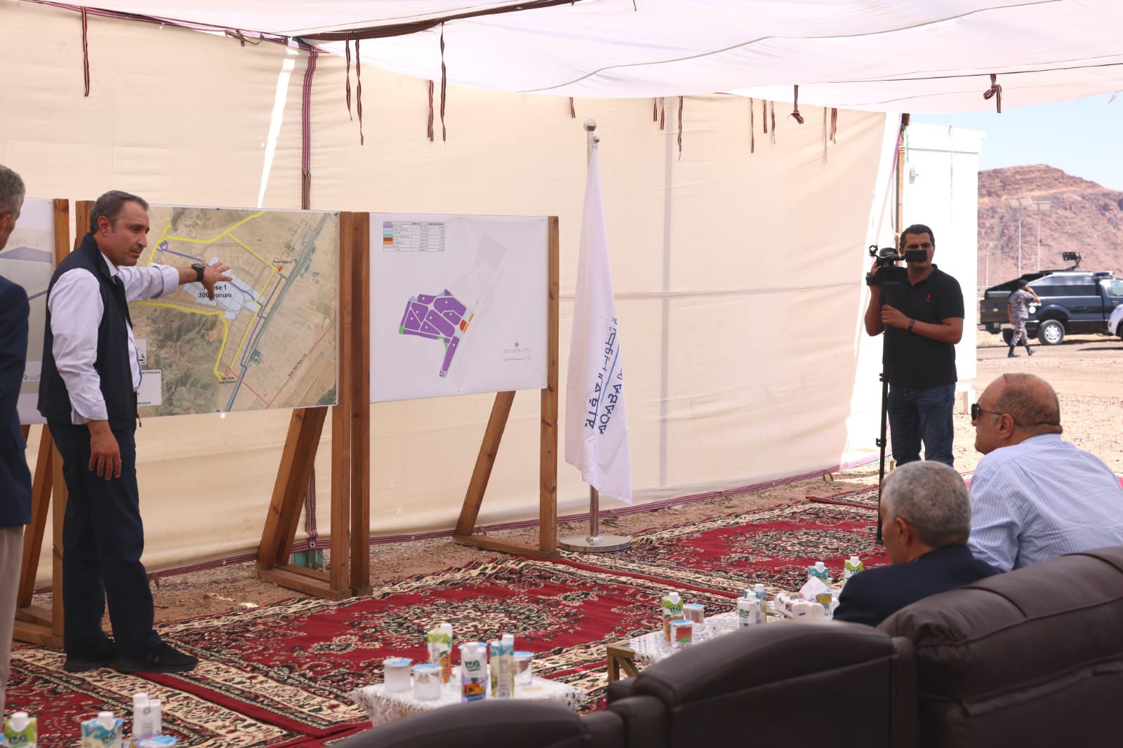 Madar Al-Saa Images 0.17472076936888703