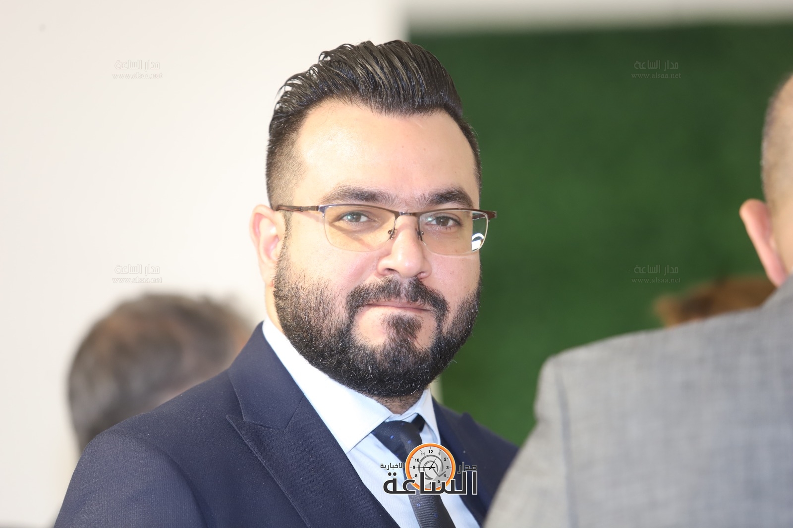 Madar Al-Saa Images 0.544392973771465