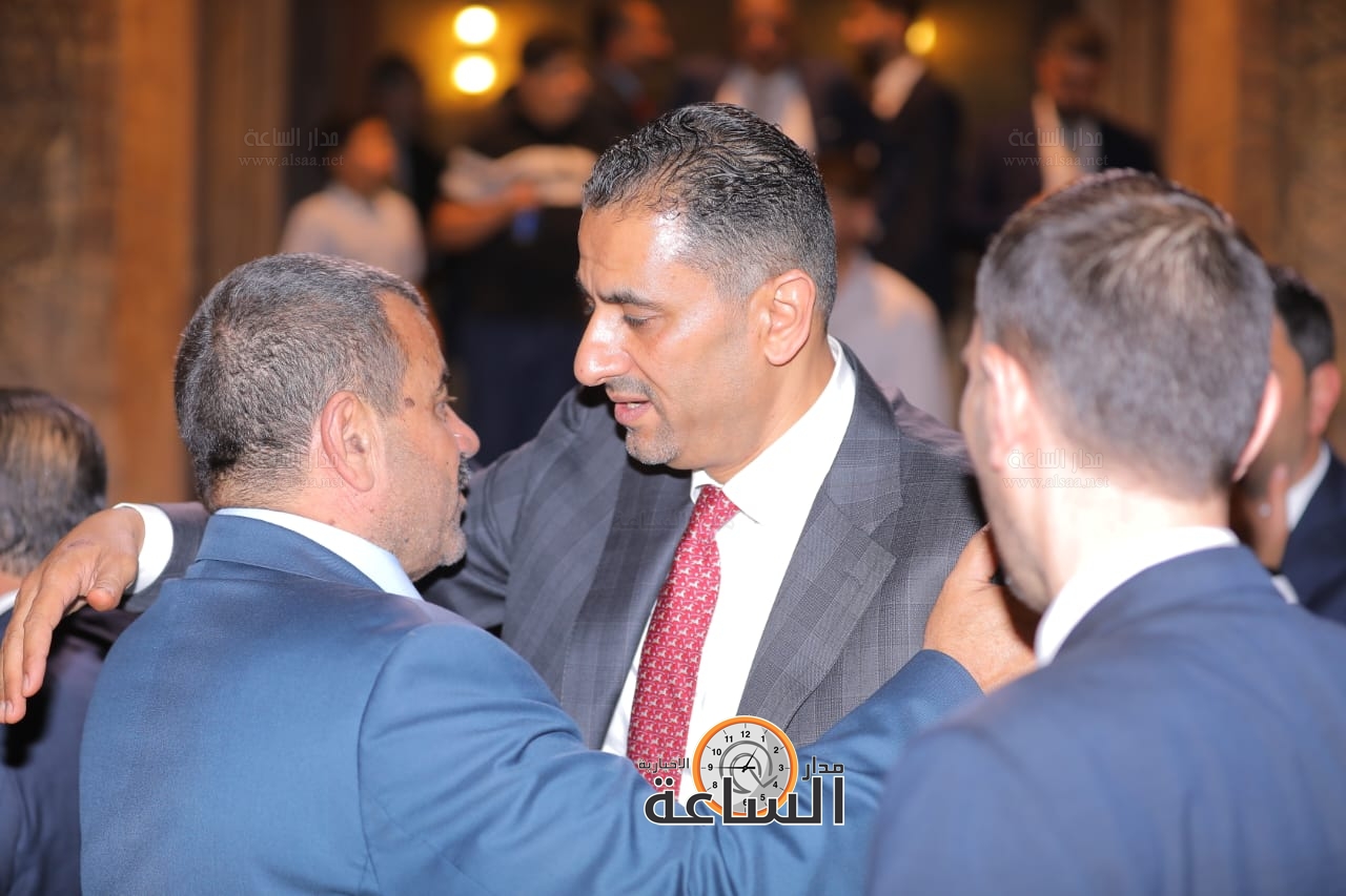 Madar Al-Saa Images 0.4304775350206749