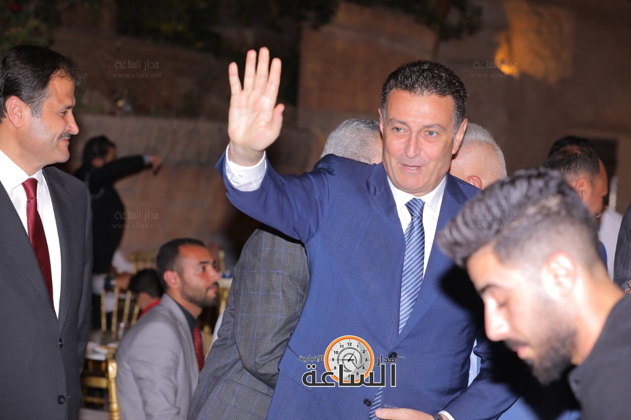 Madar Al-Saa Images 0.8553275531817217